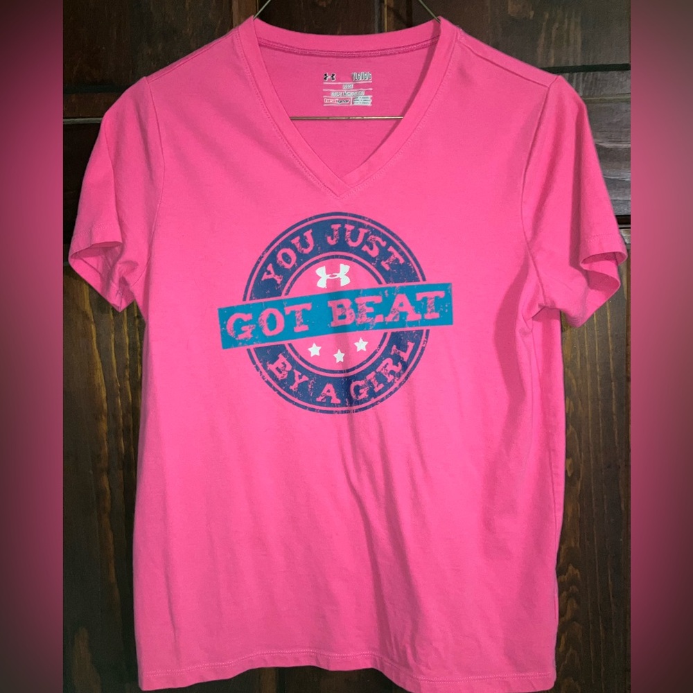 Under Armour Pink tee large
